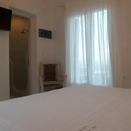 Milo Milo 3* Μαντράκια