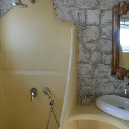 Hotel Milo Milo Mandrakia