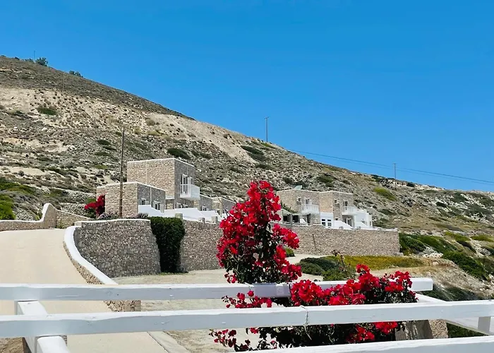 Milo Milo Hotel Mandrakia